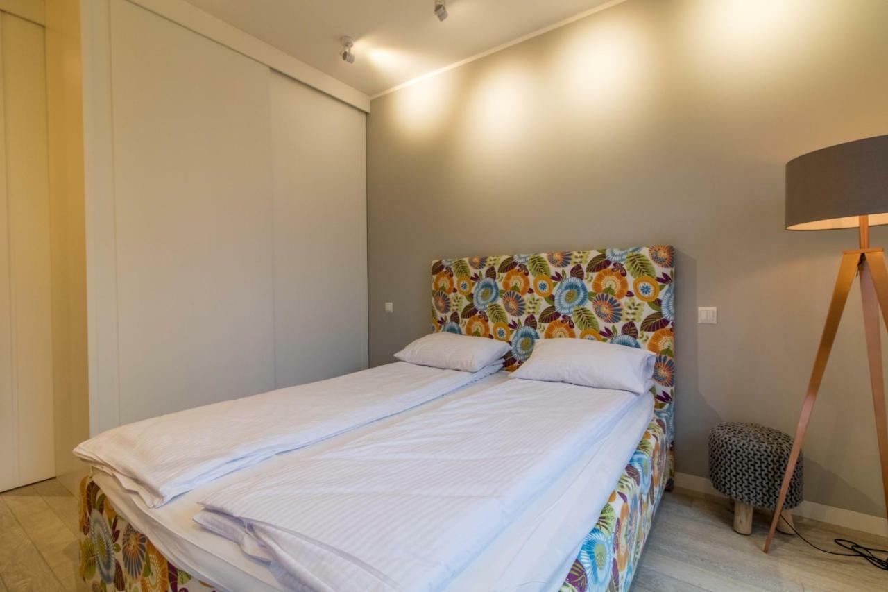 Nadmorski Dwor Wood Apartment Gdansk Dış mekan fotoğraf